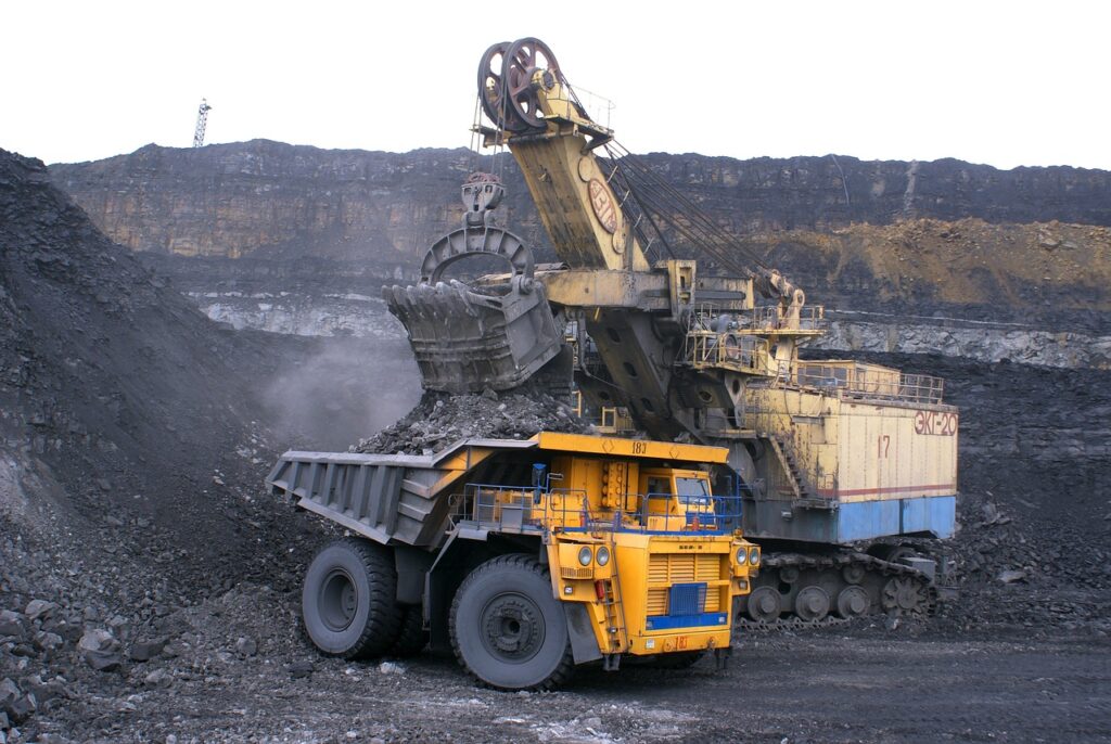 Ископаемое топливо: Добыча угля в открытом карьере